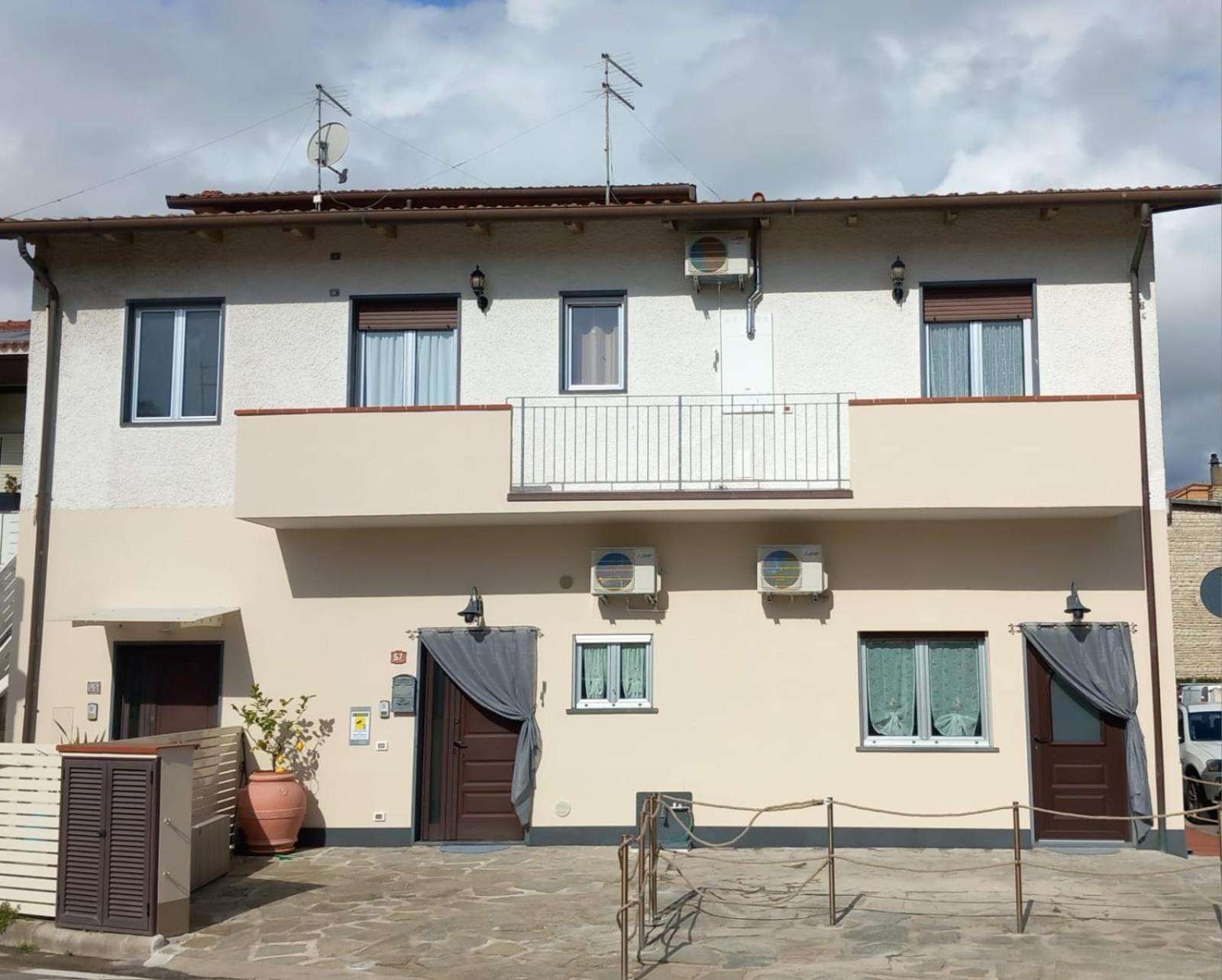 Casa Luce Apartment Marina di Massa Exterior photo